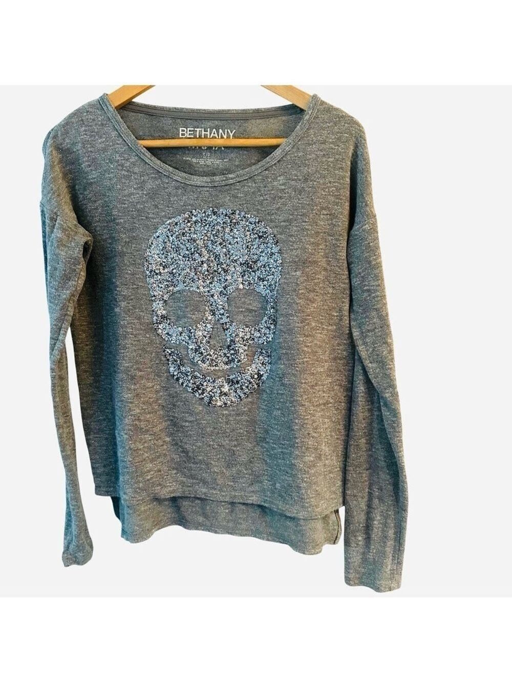 BETHANY MOTA Sequined Skull shirt Grey/Silver Fairy Goth, Skull Halloween, sz sm